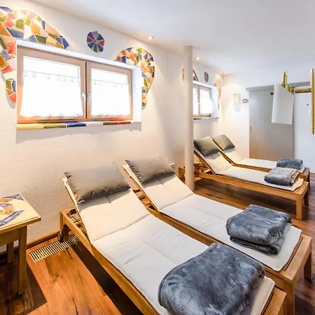 Margarethe Apartment