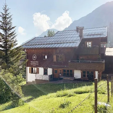 Margarethe Apartment