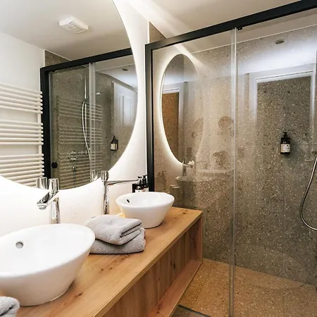 Margarethe * לך אם ארלברג